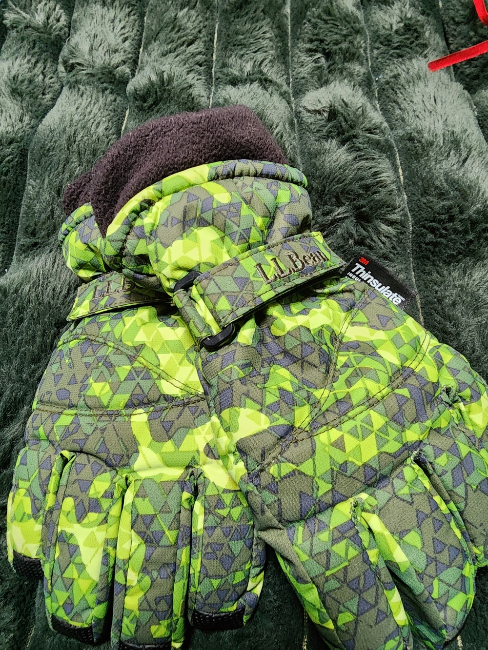 L.L. Bean Kids' Neon Green Geometric Insulated Gloves